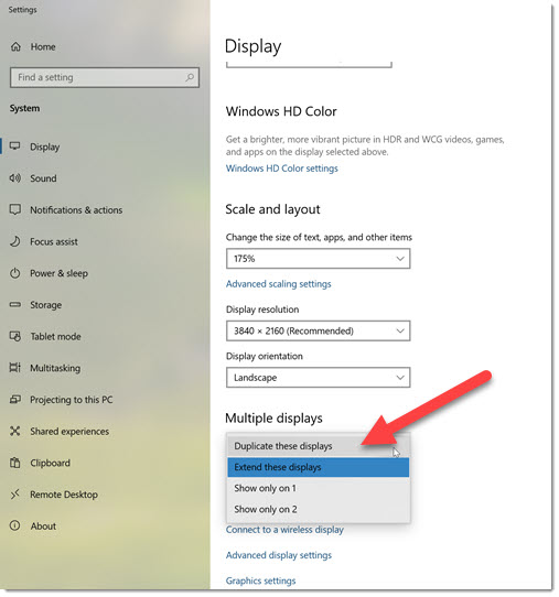 Windows display settings - change multiple displays to duplicate each other